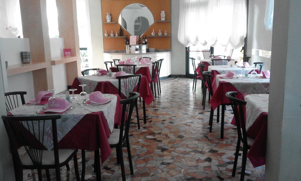 Hotel Buda Белларія-Іджеа-Марина Екстер'єр фото